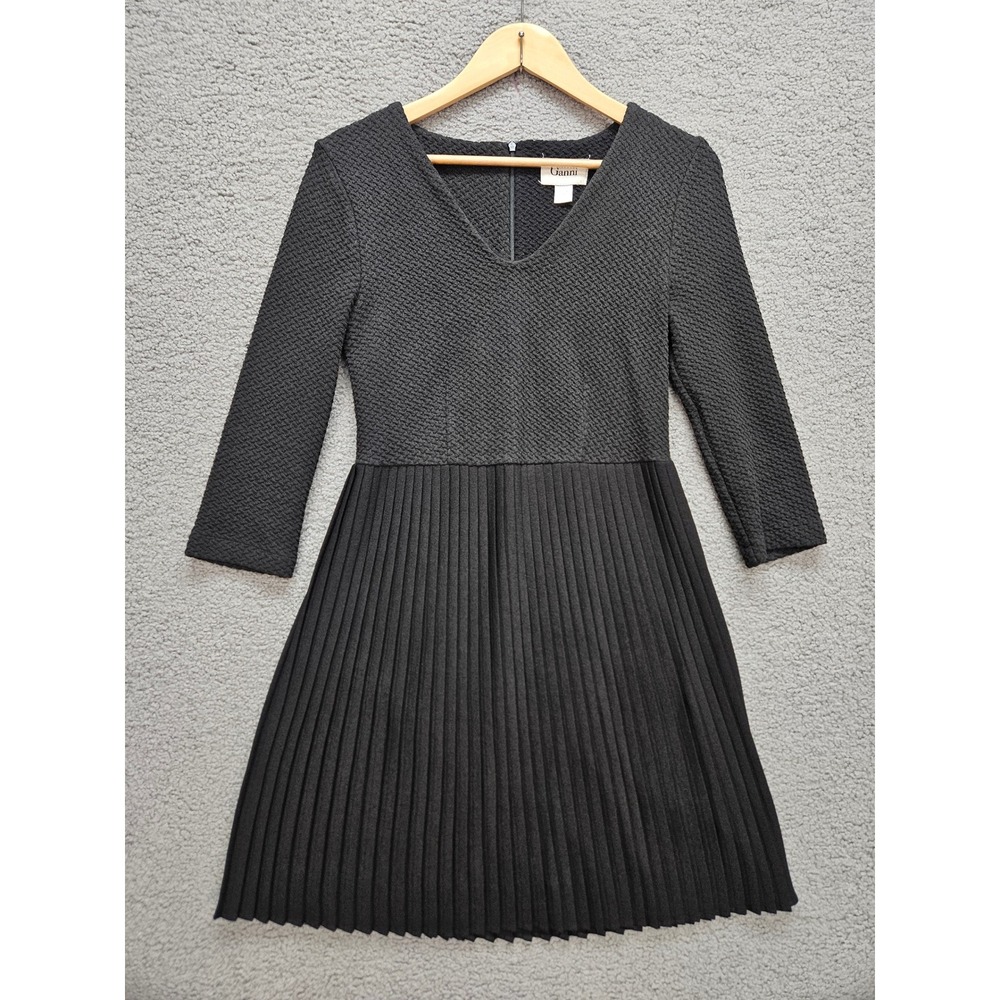 Ganni Pleated Fit & Flare Dress Small Black Textured V-Neck 3/4 Sleeve LBD